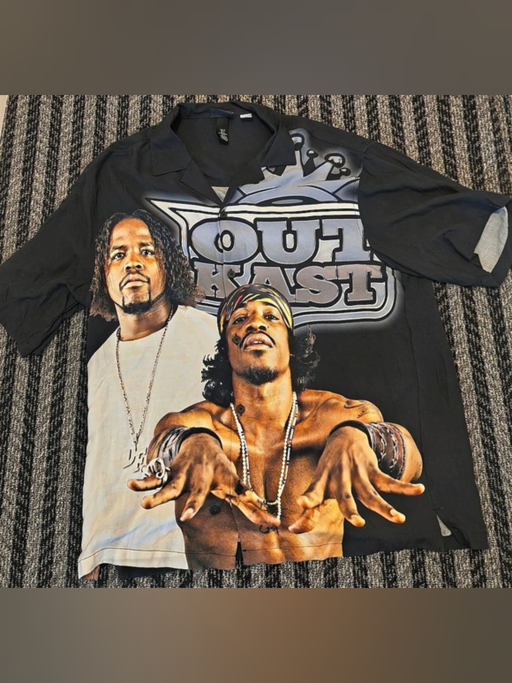 Outkast album/song-list graphic shirt Graphic Button Down Shirt Black
